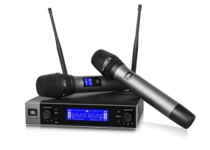 Which Microphone will give you crystal-clear voice transmission facilities? 